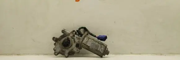 Subaru Forester SG Front door window regulator motor