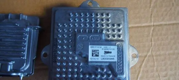 Ferrari GTC4 Lusso LED ballast control module L90095988