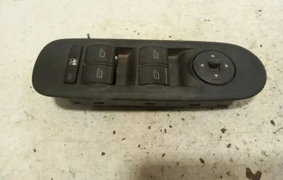 Ford Galaxy Electric window control switch 6m2t14a132ae