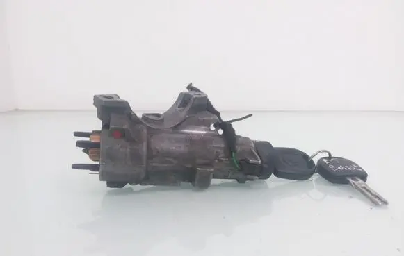 Volkswagen PASSAT B5 Ignition lock 4B0905851 4B0905851TKE