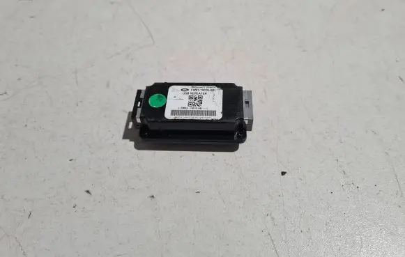 Jaguar F-Pace USB control unit FW9319010AB