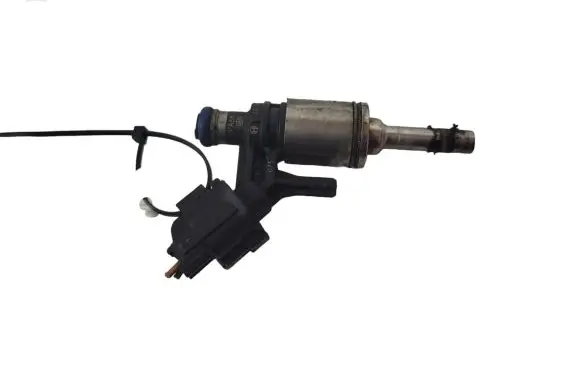 Citroen DS3 Fuel injector V7591623 0261500