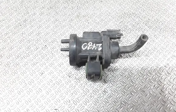 Mercedes-Benz C W203 Turbo solenoid valve A0005450527