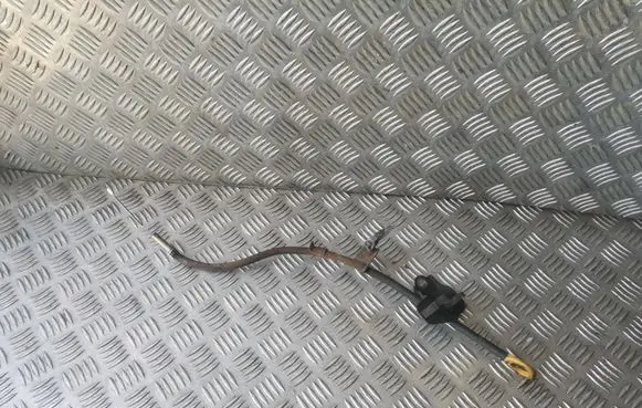 Toyota Corolla Verso AR10 Oil level dip stick