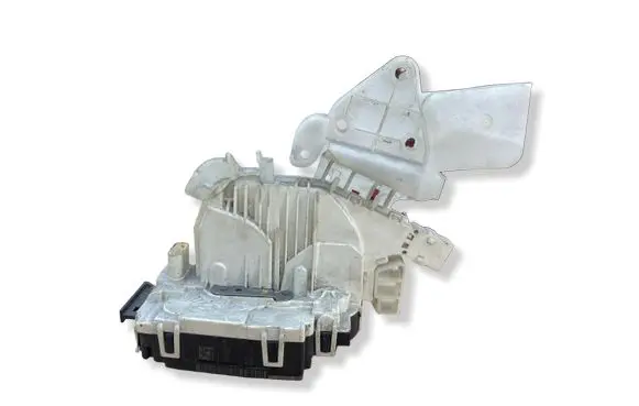 Mercedes-Benz C W204 Engine mount bracket ZGS003
