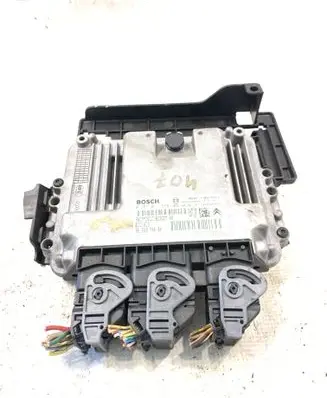 Peugeot 407 Engine control unit/module 9656974680 0281011558 9653234880