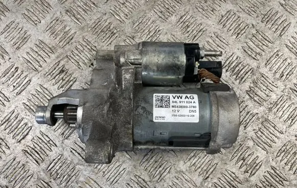 Audi A5 Starter motor 04L911024A
