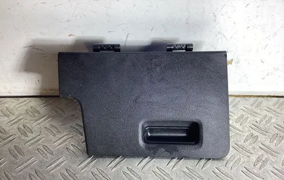 Volkswagen Tiguan Glove box 5NB857919
