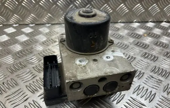 Volvo S80 ABS Pump 8619968 5WK84000