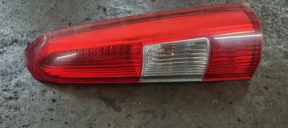 Volvo V70 Rear/tail lights 9154494