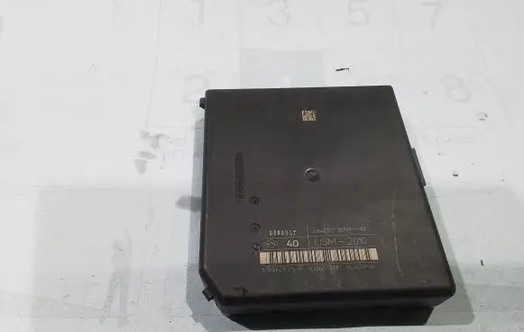 Renault Master III Fuse module 284B67365R 519542F14