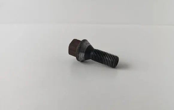 BMW 5 E60 E61 Nuts/bolts 