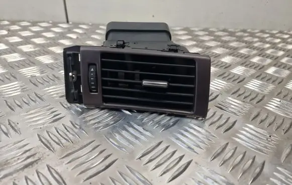 Audi A6 S6 C5 4B Dashboard side air vent grill/cover trim 4B1820902