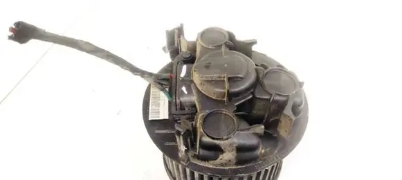Nissan Micra Heater fan/blower F667217D D7E40