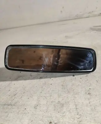 Rear view mirror (interior)