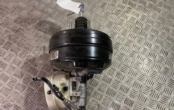 Ford Mustang VI Brake booster FR3C2B195BJ