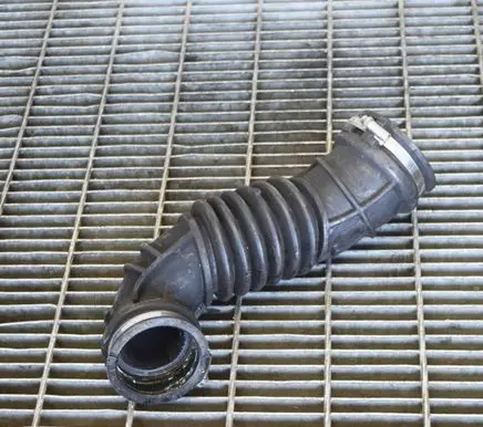 Opel Mokka Air intake hose/pipe 95374554