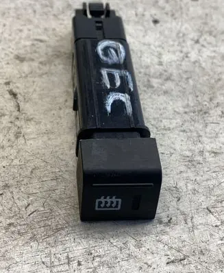 Hyundai Getz Windscreen/window heater switch 9725922000
