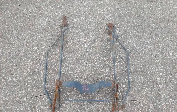 Mercedes-Benz Sprinter W906 Spare wheel mounting bracket 