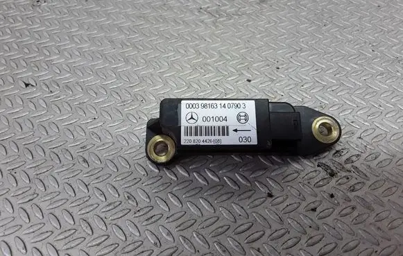 Mercedes-Benz S W220 Airbag deployment crash/impact sensor 2208204426