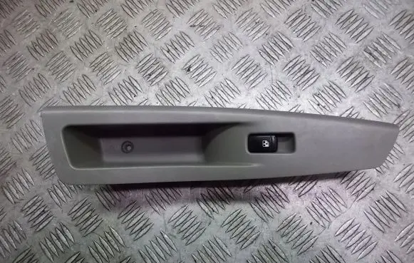 Chevrolet Lacetti Quarter vent window switch 