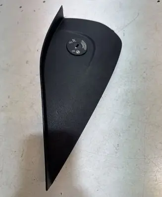 BMW 5 G30 G31 Dashboard side end trim 9330864