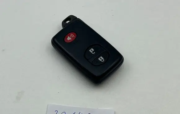 Toyota Prius+ (ZVW40) Ignition key/card 