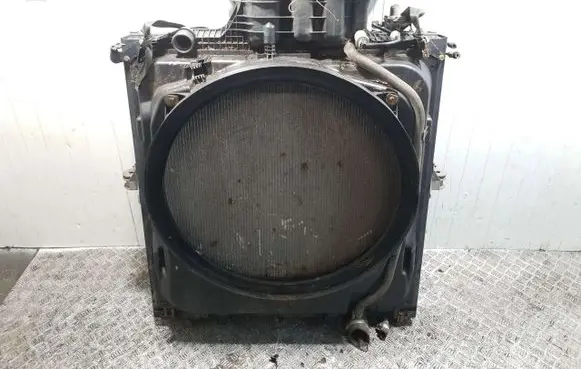 Man TGE 1gen Radiator set 79361005 79367002 81061406011