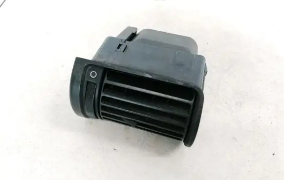 Audi A4 S4 B5 8D Dash center air vent grill 8D1820901