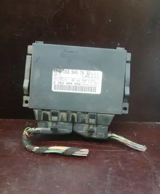 Mercedes-Benz ML W163 Parking PDC control unit/module A1635457432