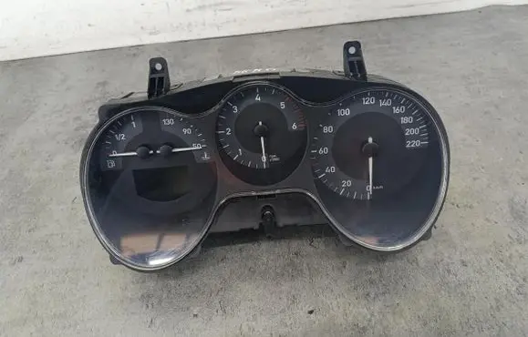Seat Leon (1P) Speedometer (instrument cluster) 1P0920807L