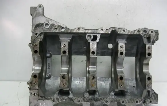 Volvo V40 Camshaft holder 9685737310