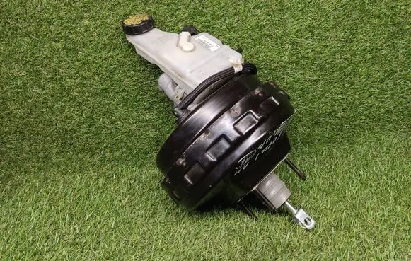 Ford Focus Brake booster EV612B195RB EV612140P 26775713134
