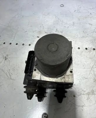 Audi A4 S4 B8 8K ABS Pump 8K0907379AG 8324J0549
