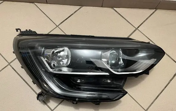 Renault Megane IV Headlight/headlamp 260108478R