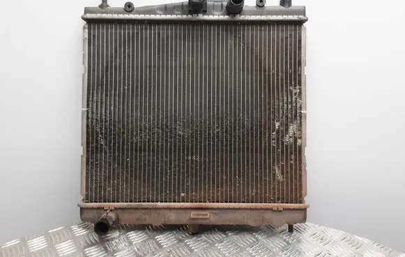 Nissan Note (E11) Coolant radiator