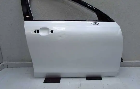 Volvo S90, V90 Front door 54736