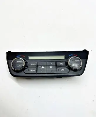 Toyota RAV 4 (XA40) Climate control unit 75F546