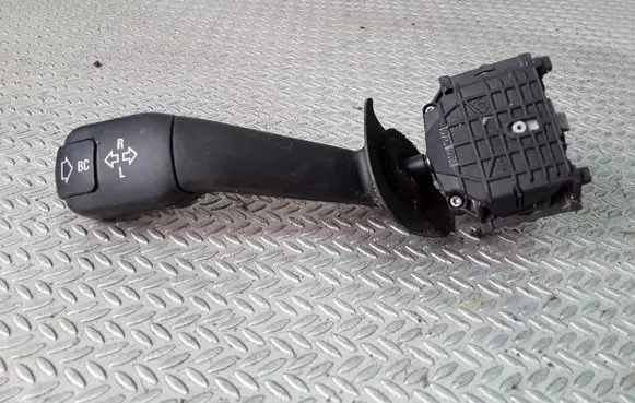 BMW 7 E38 Indicator stalk
