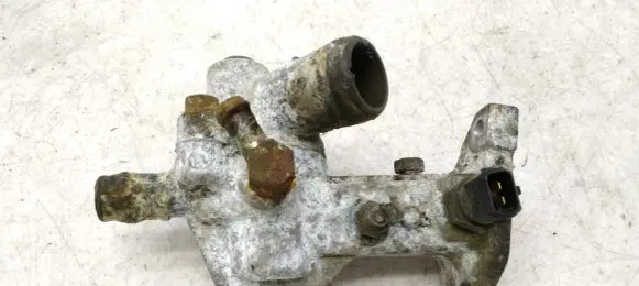 Mitsubishi Colt Thermostat housing 