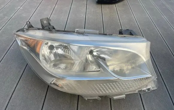Mercedes-Benz Sprinter W907 W910 Headlight/headlamp A9109060100 90139095AE ZGS009Q00