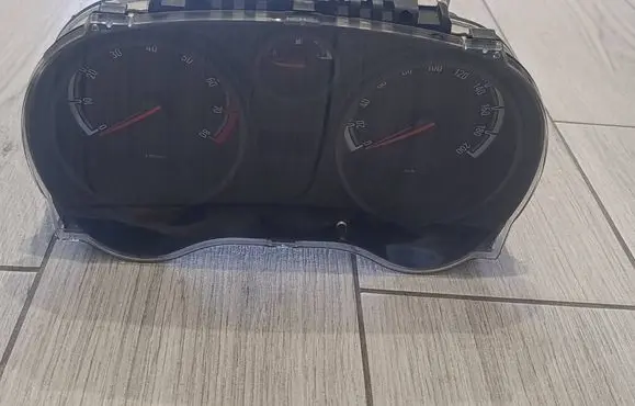 Opel Corsa D Speedometer (instrument cluster) P0013285363