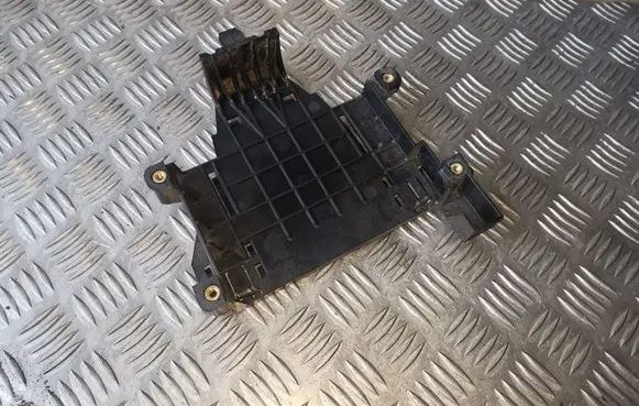 Volvo XC60 Engine control unit holder 30729835 6G9N17108A