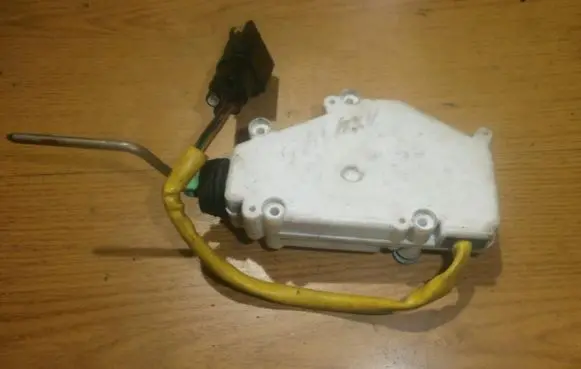Volkswagen Sharan Central locking motor 95vw9b241ab