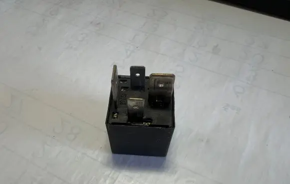Fiat Multipla Other relay 46520419 B047 861303