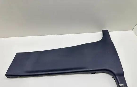 (B) pillar trim (bottom)