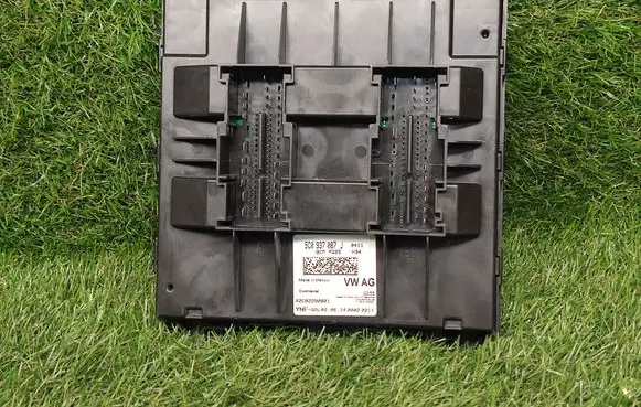 Volkswagen Jetta VI Comfort/convenience module 5C0937087J A2C82290801