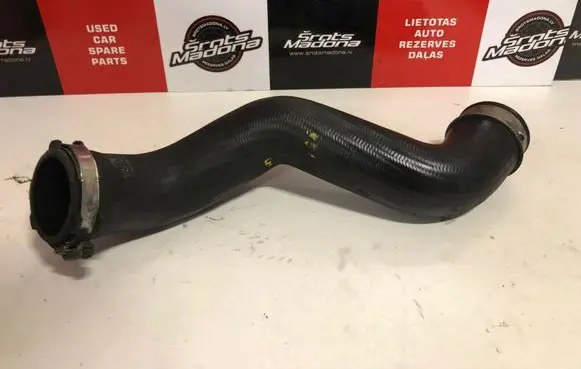 Audi A4 S4 B7 8E 8H Intercooler hose/pipe 8E0145737F