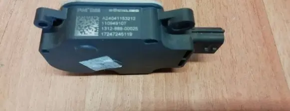 Renault Espace V (RFC) Intake manifold valve actuator/motor A24041153212 110949107 214F61620R