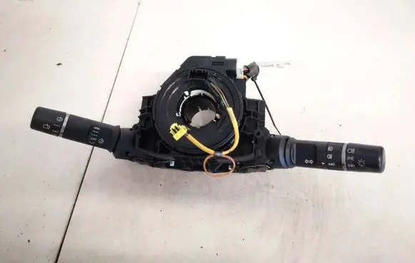 Wiper turn signal indicator stalk/switch